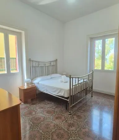 Apartament Incefalu *